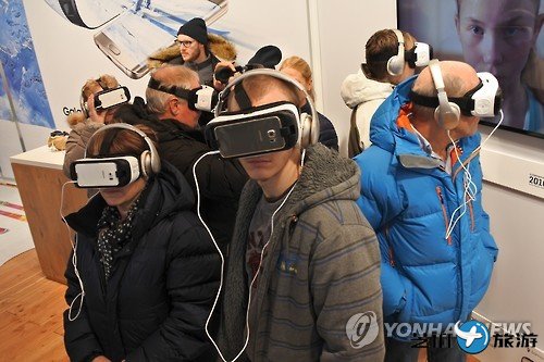 ͼƬ20162£λŲչĬGALAXY STUDIOμGear VRۿ2016ƥ˶ῪĻʽ磩
