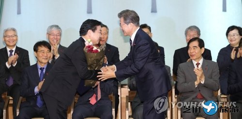 1121磬ͳңСҵٺѧ䷢顣磩